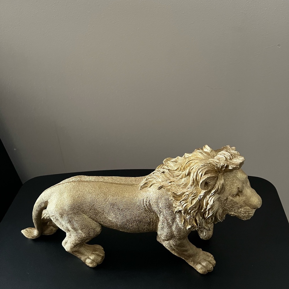 Gold Lion